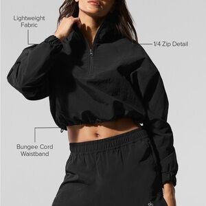 ITS SOLD ALO Yoga Cropped 1/4 Zip
Alumni Pullover
100%authentic